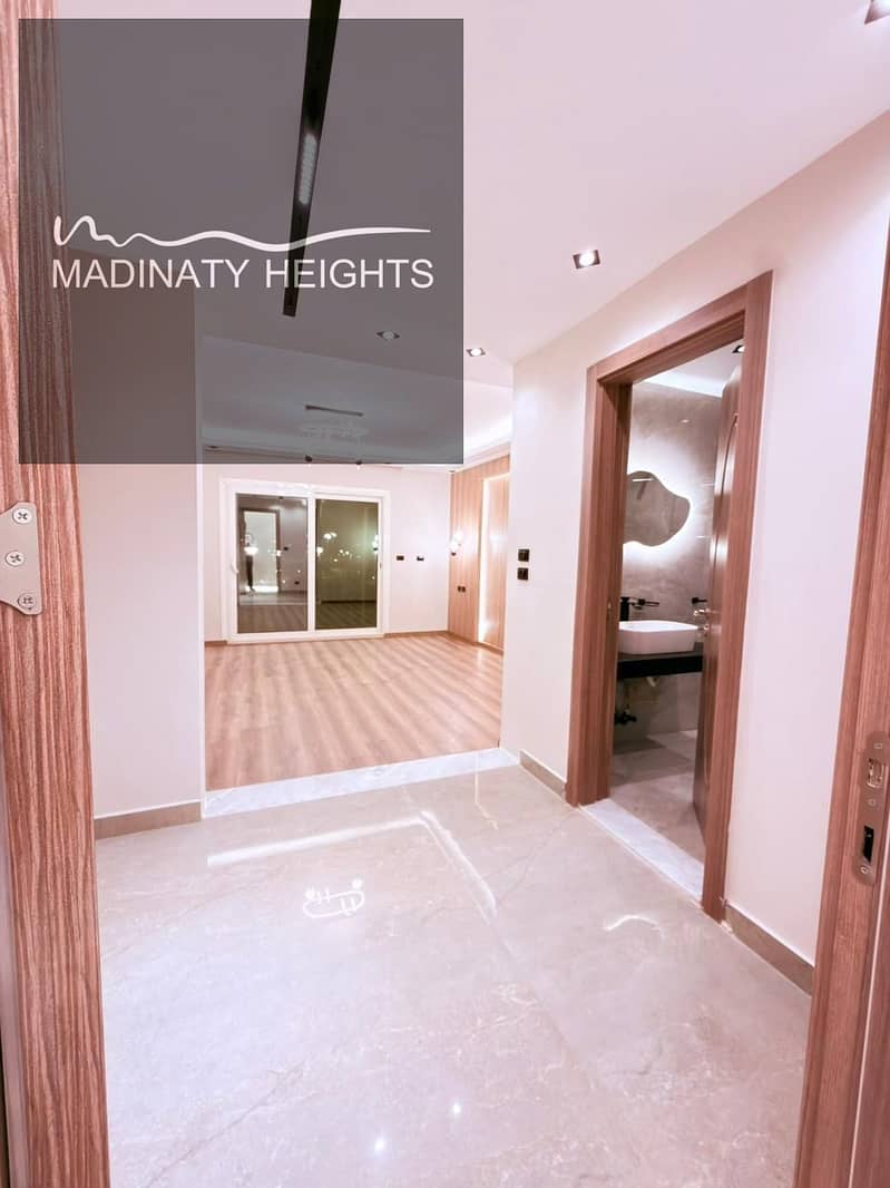 24 WhatsApp Image 2025-12-31 at 2.07. 20 PM888888. jpeg