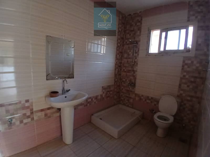 7 ٢٠٢٥١٢٣٠_١٦١٦٢٢. jpg