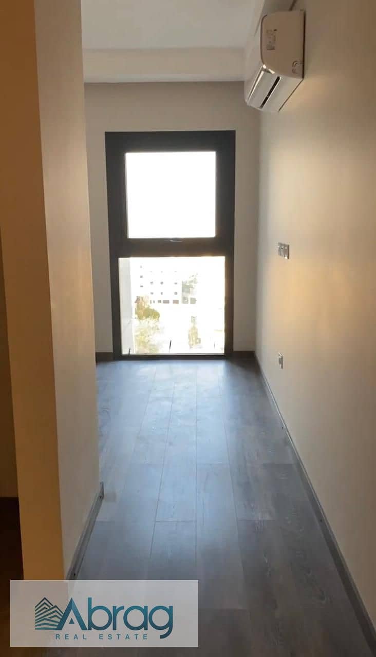 4 WhatsApp Image 2025-12-31 at 2.09. 09 PM (2). jpeg