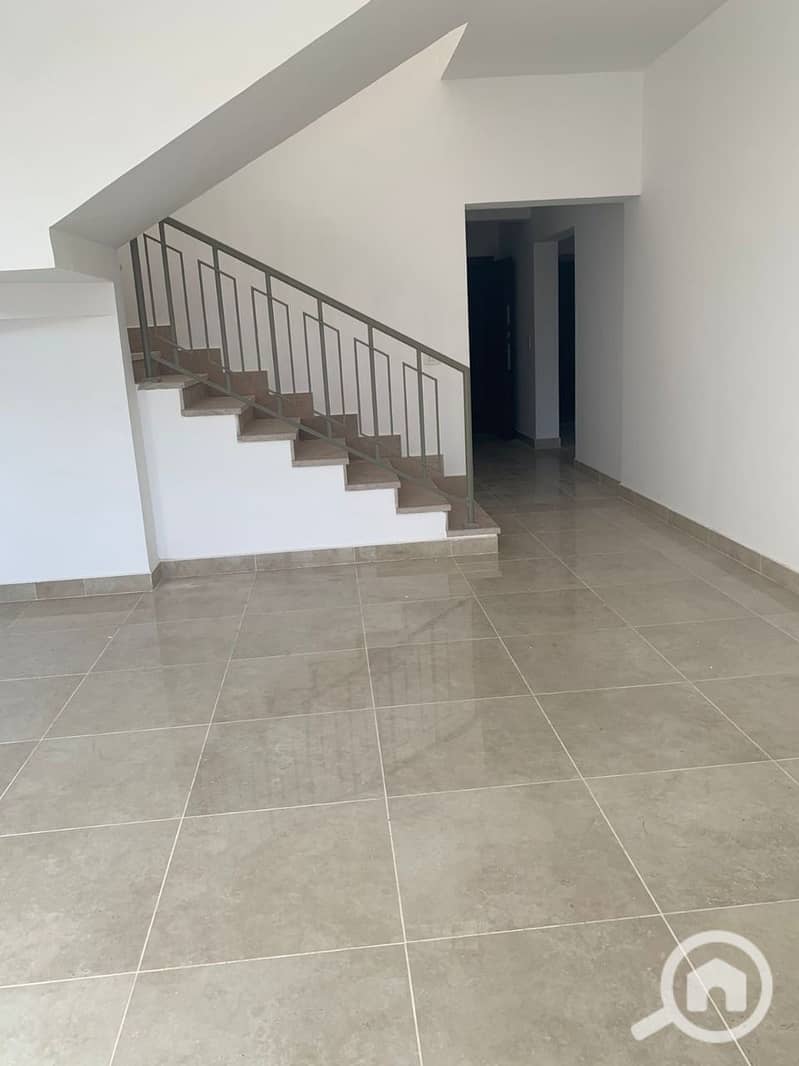 5 7cbafbe2-6153-4608-b2b1-1c7fa7625692. jpeg