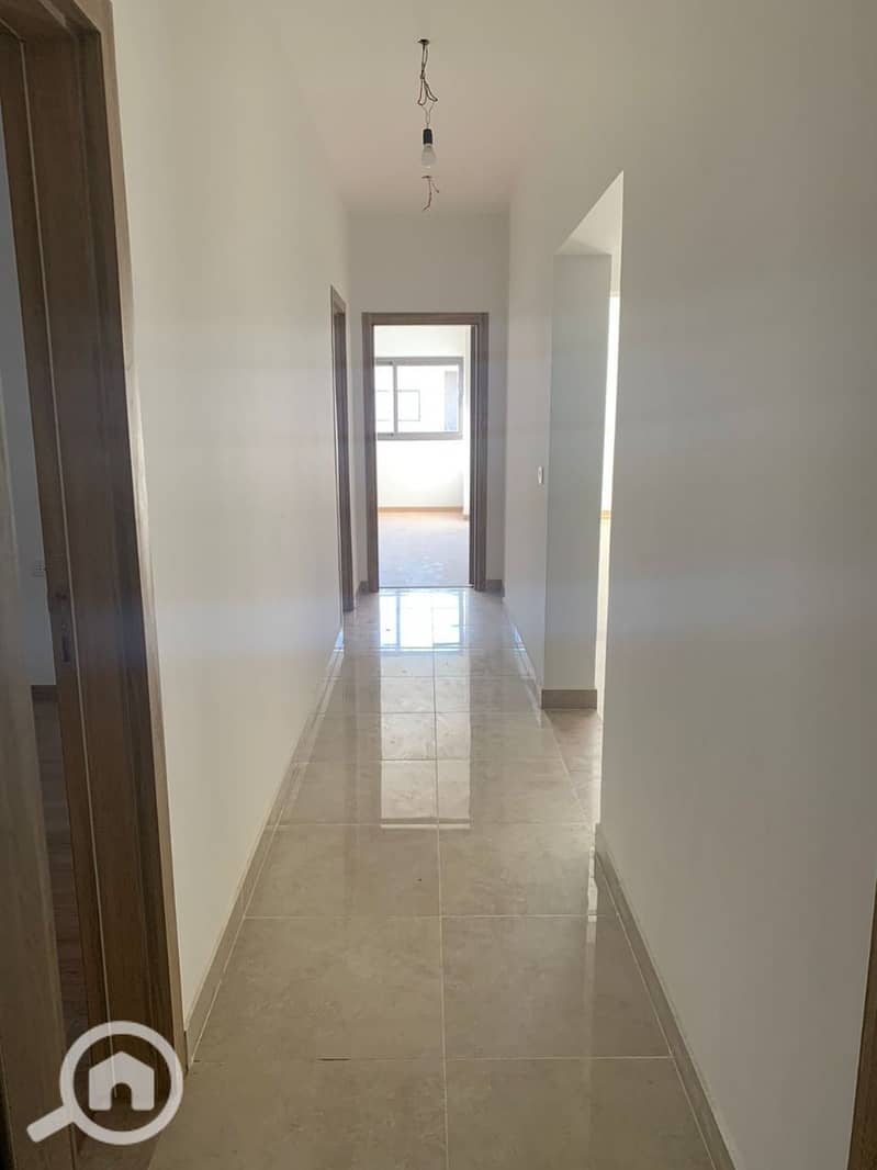 9 591b1dca-5216-4a18-b3da-07b7f1422ef6. jpeg