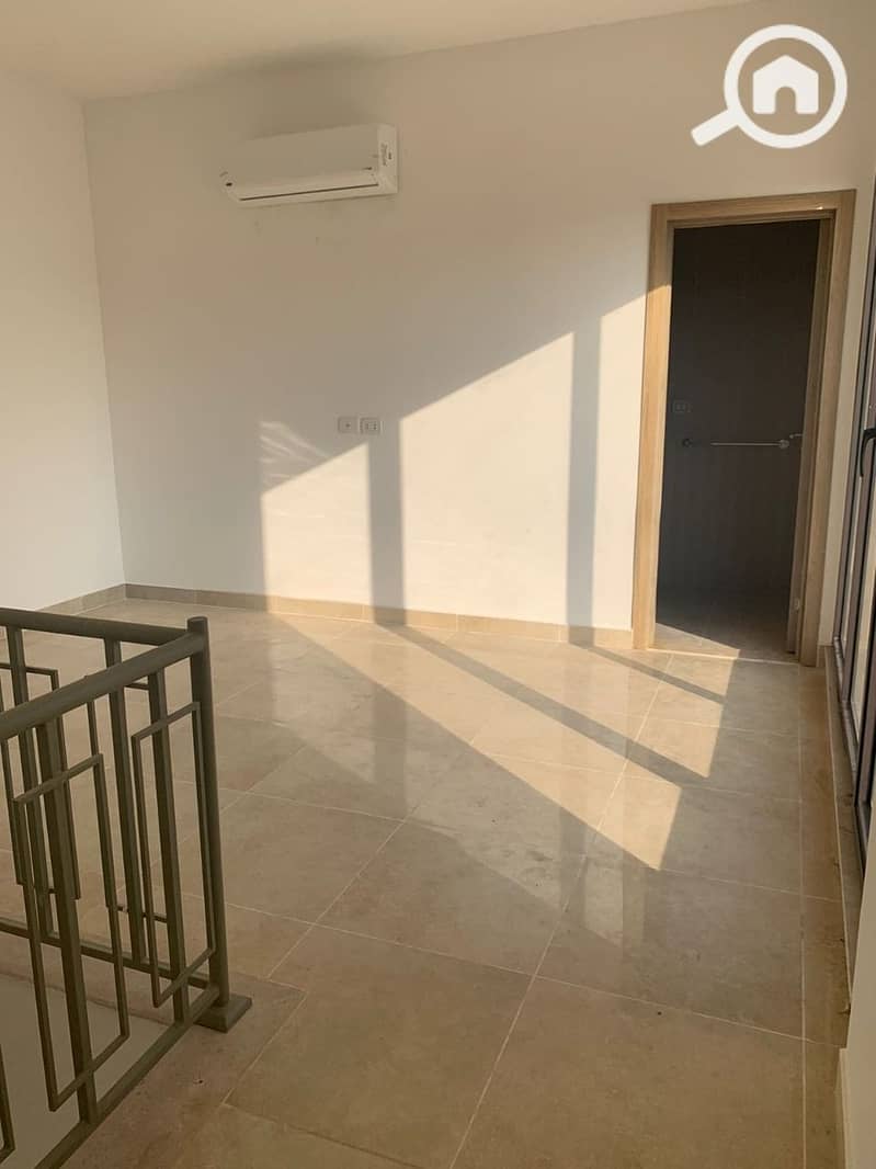 17 d44ad6a5-4638-46d1-849e-0734cc781183. jpeg