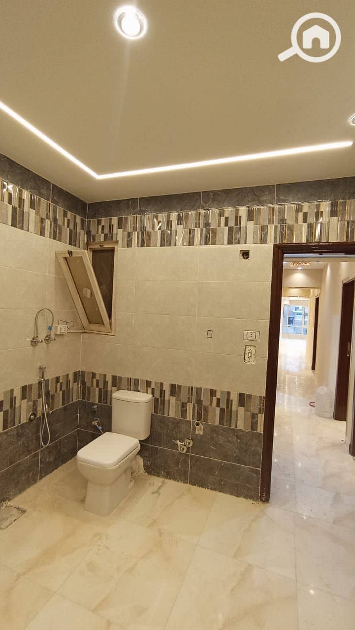 7 21f4c404-c793-4f34-b7a3-030f44280409. jpg