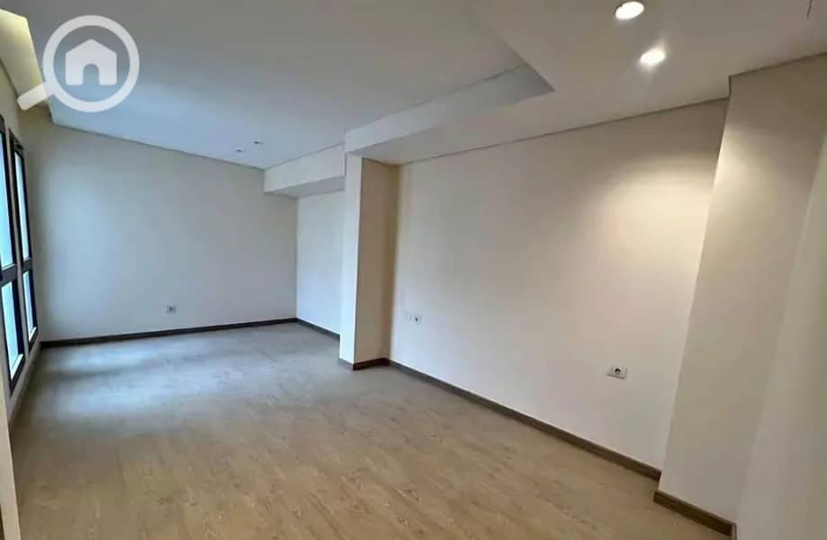 8 WhatsApp Image 2025-12-27 at 8.51. 03 PM. jpeg