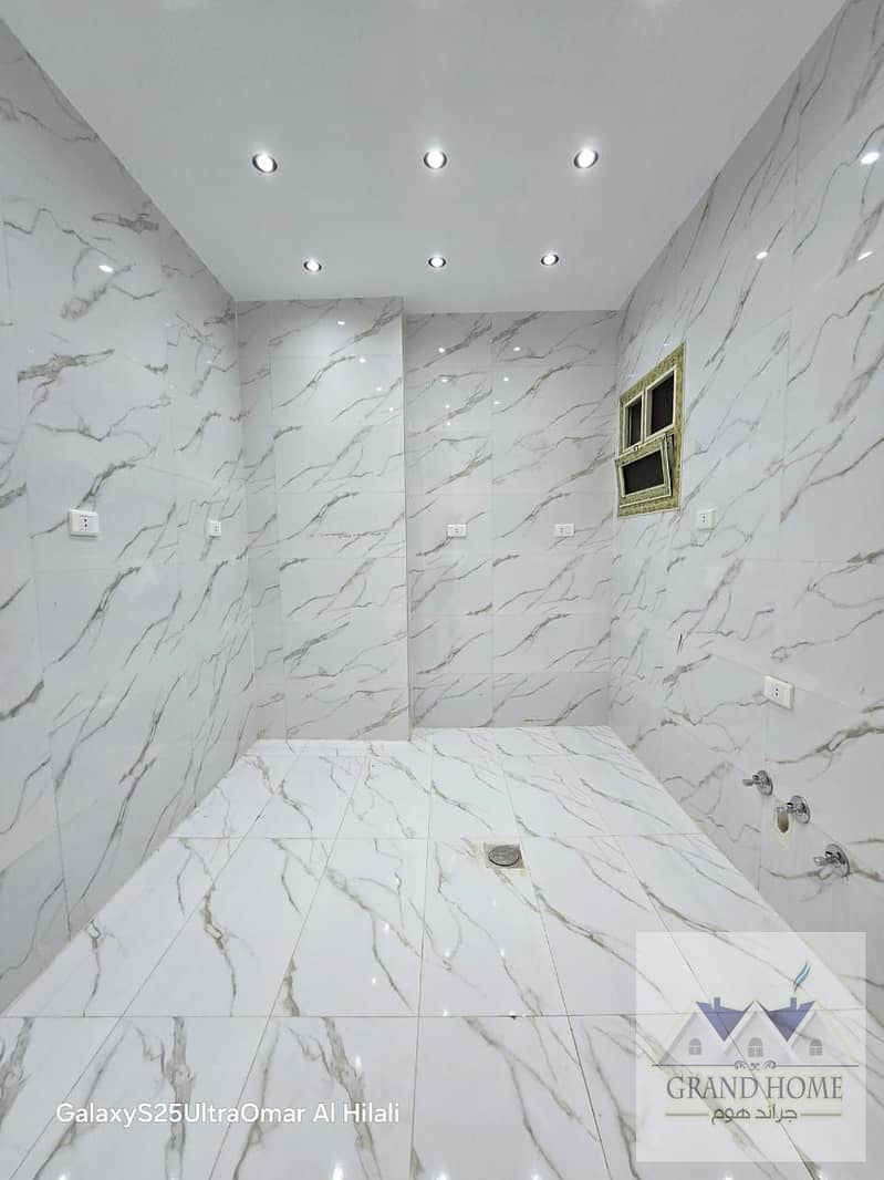 2 1a495d84-7cde-4e30-9eda-cf398405179c. jpg