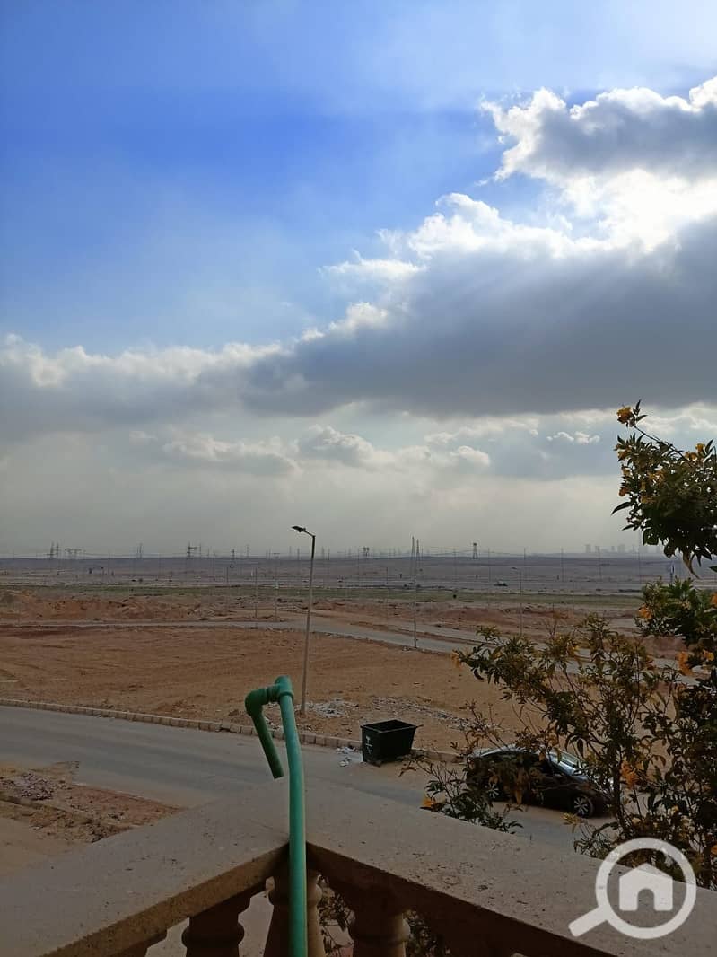 2 e8bdea8b-c5e8-449a-8ae9-8dafcfa5b449. jpeg