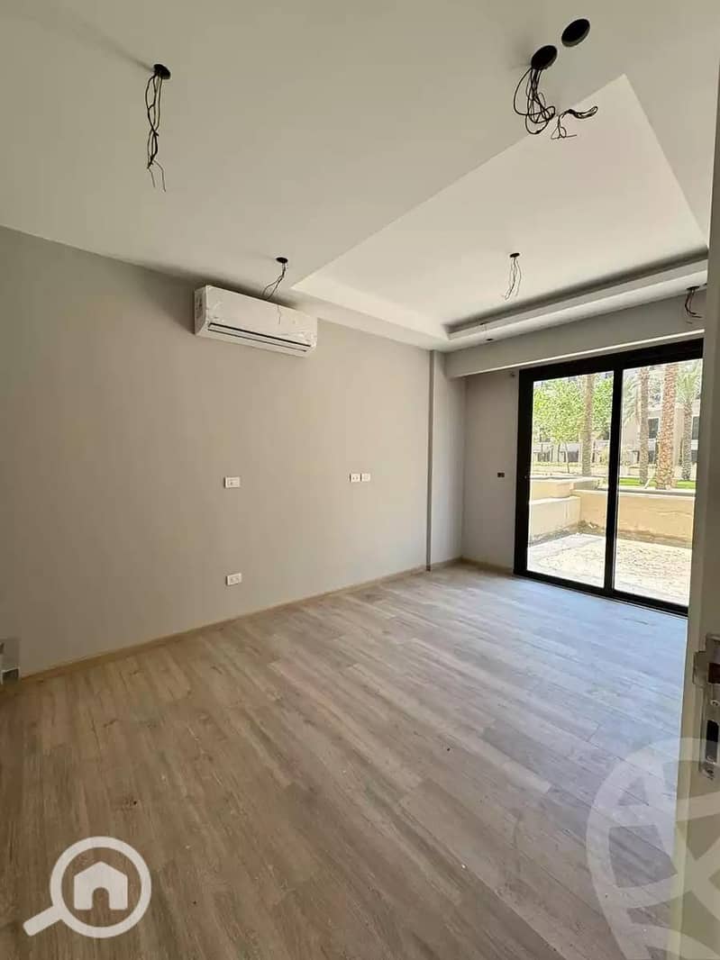 6 2f27080e-f694-43f6-9727-9d4fdfbbceea. jpg