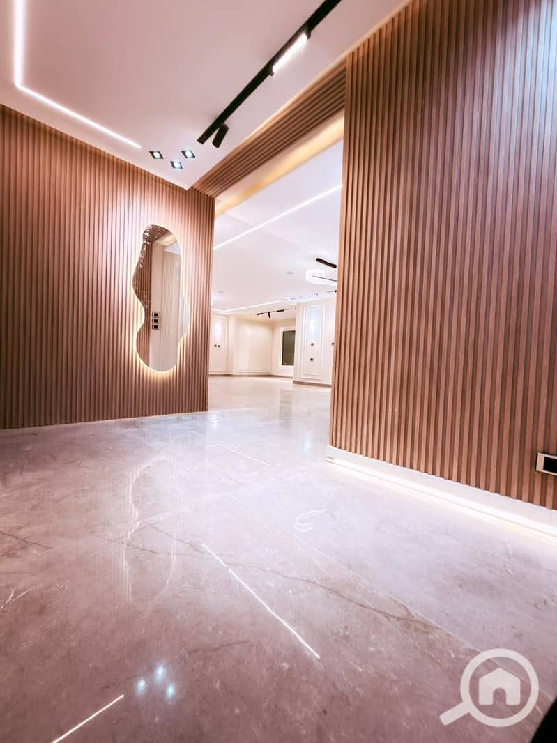 14 5051cb60-b996-4466-a3a1-f64d10598c9c. jpg