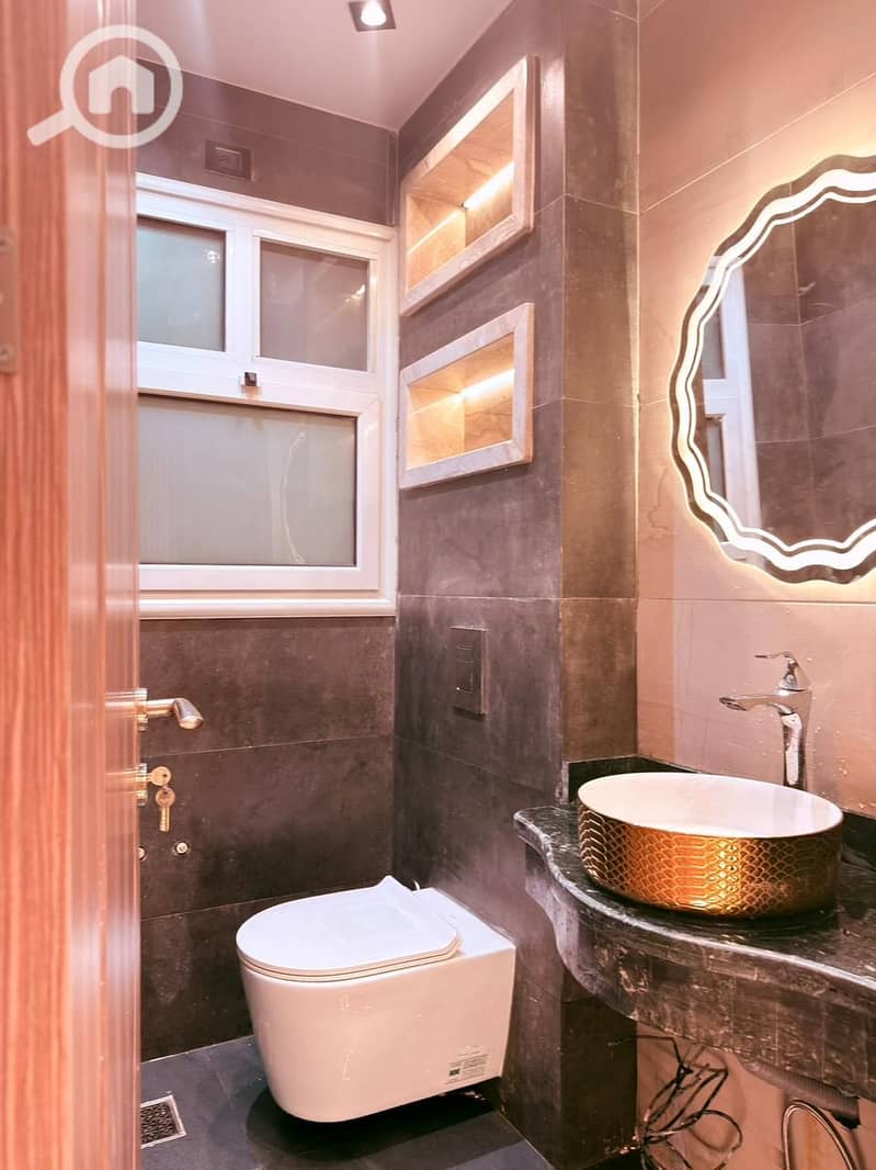 22 cabb7708-fcfb-48e9-810f-c4bf6425c2e5. jpg