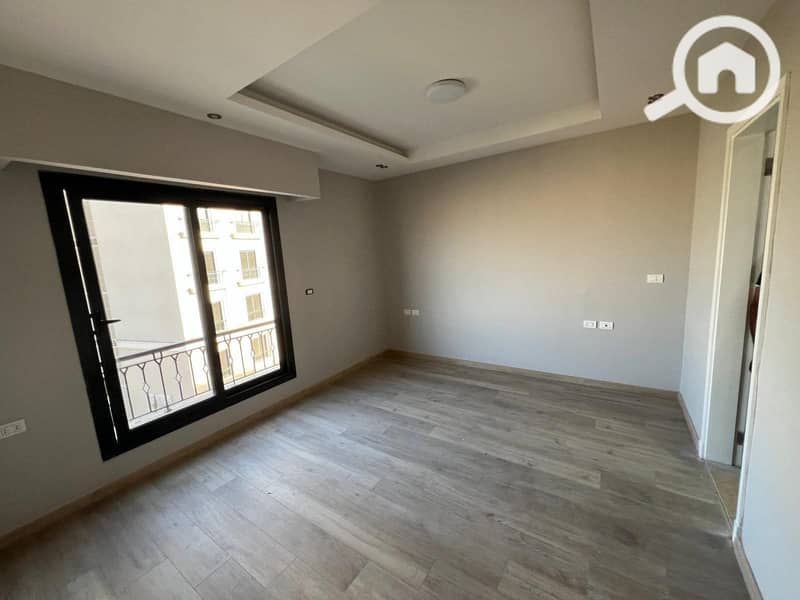 13 161e805a-8b00-4d5d-977c-c735cd1cd78f. jpg