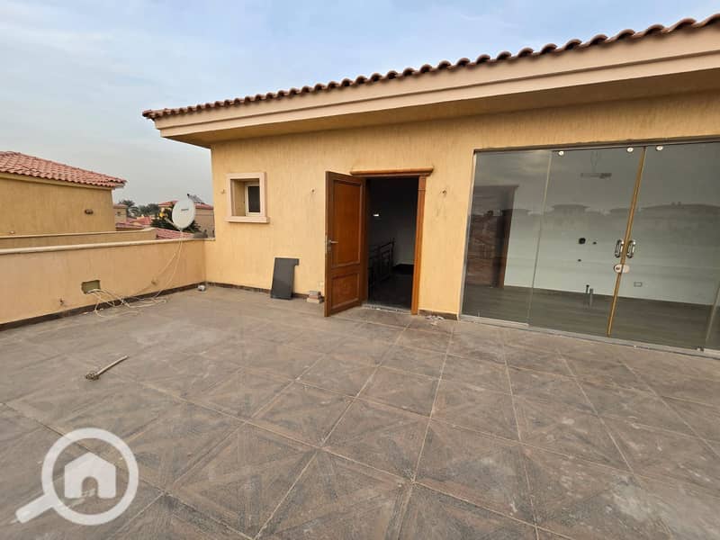 7 46b1c7f6-1e5d-44a1-a770-782b256d291b. jpeg