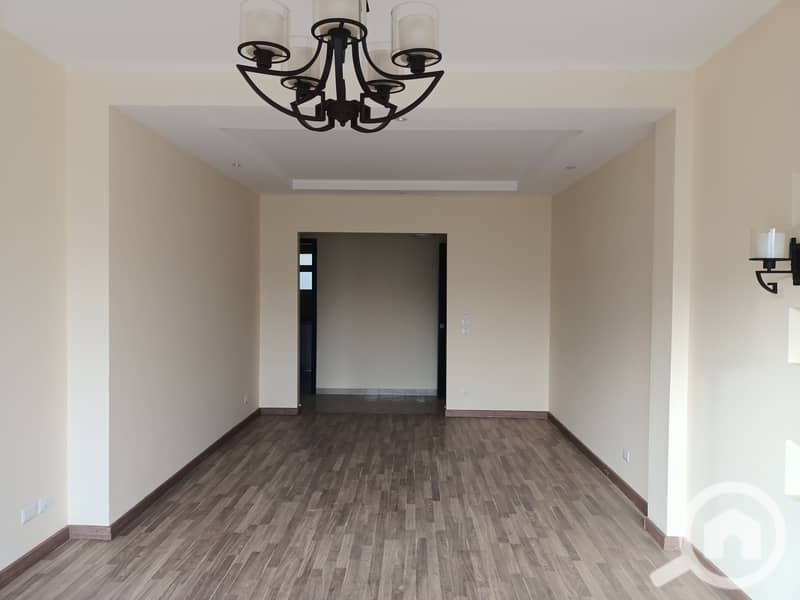 9 IMG20250516185920. jpg