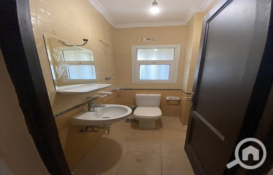 3 29a7f9cb-8d42-4abf-859a-05e3ed51e531. jpg