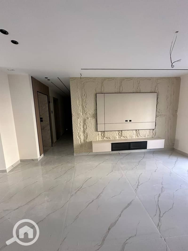 5 WhatsApp Image 2025-12-31 at 3.37. 47 PM (2). jpeg