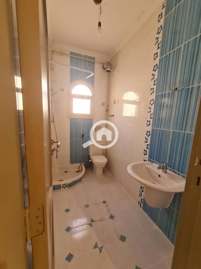 8 WhatsApp Image 2025-12-15 at 4.42. 44 PM (3). jpeg