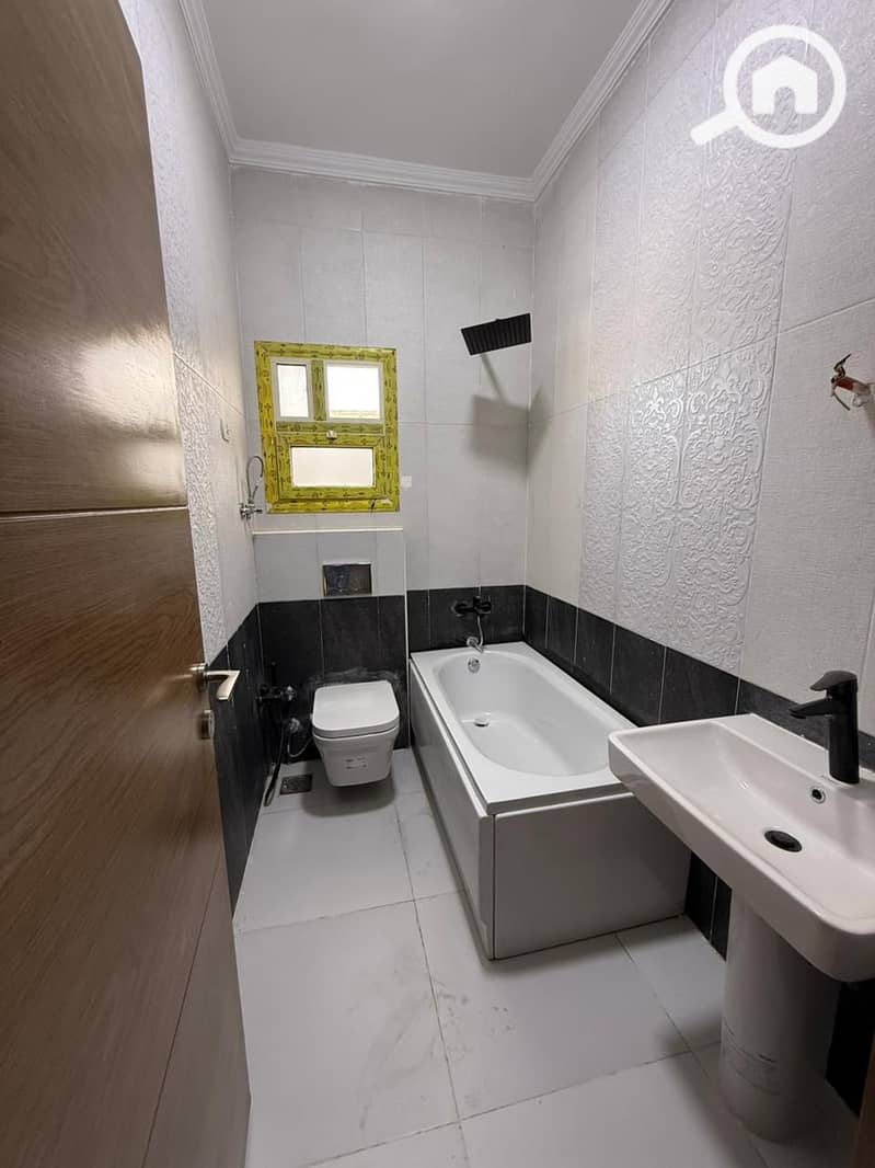 21 WhatsApp Image 2025-12-20 at 10.31. 54 AM. jpeg