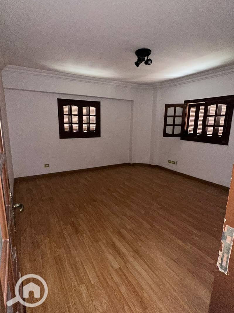 5 WhatsApp Image 2025-12-20 at 3.19. 01 PM (1). jpeg