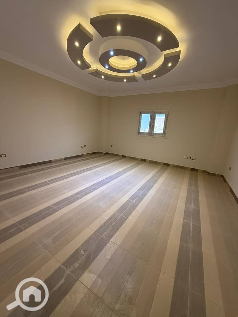 8 WhatsApp Image 2025-12-08 at 1.49. 21 PM (3). jpeg