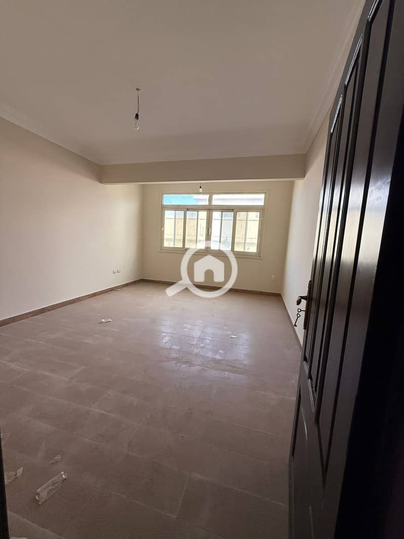 10 WhatsApp Image 2025-12-08 at 1.49. 21 PM (1). jpeg