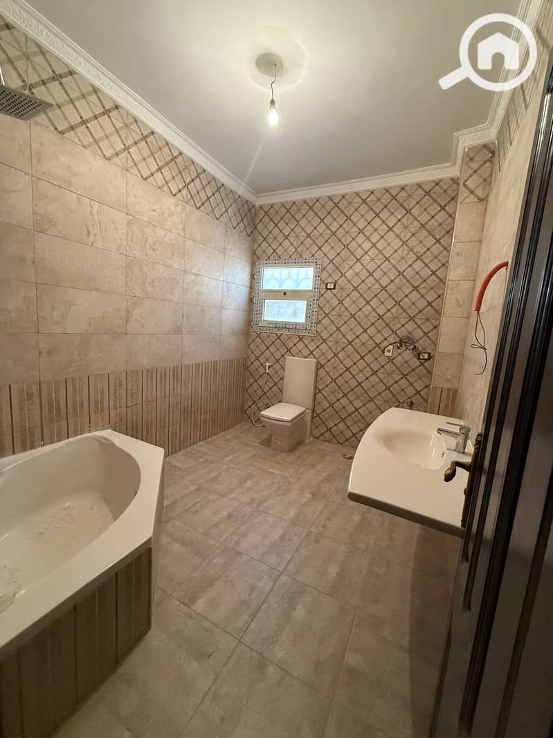 11 WhatsApp Image 2025-12-08 at 1.49. 22 PM. jpeg