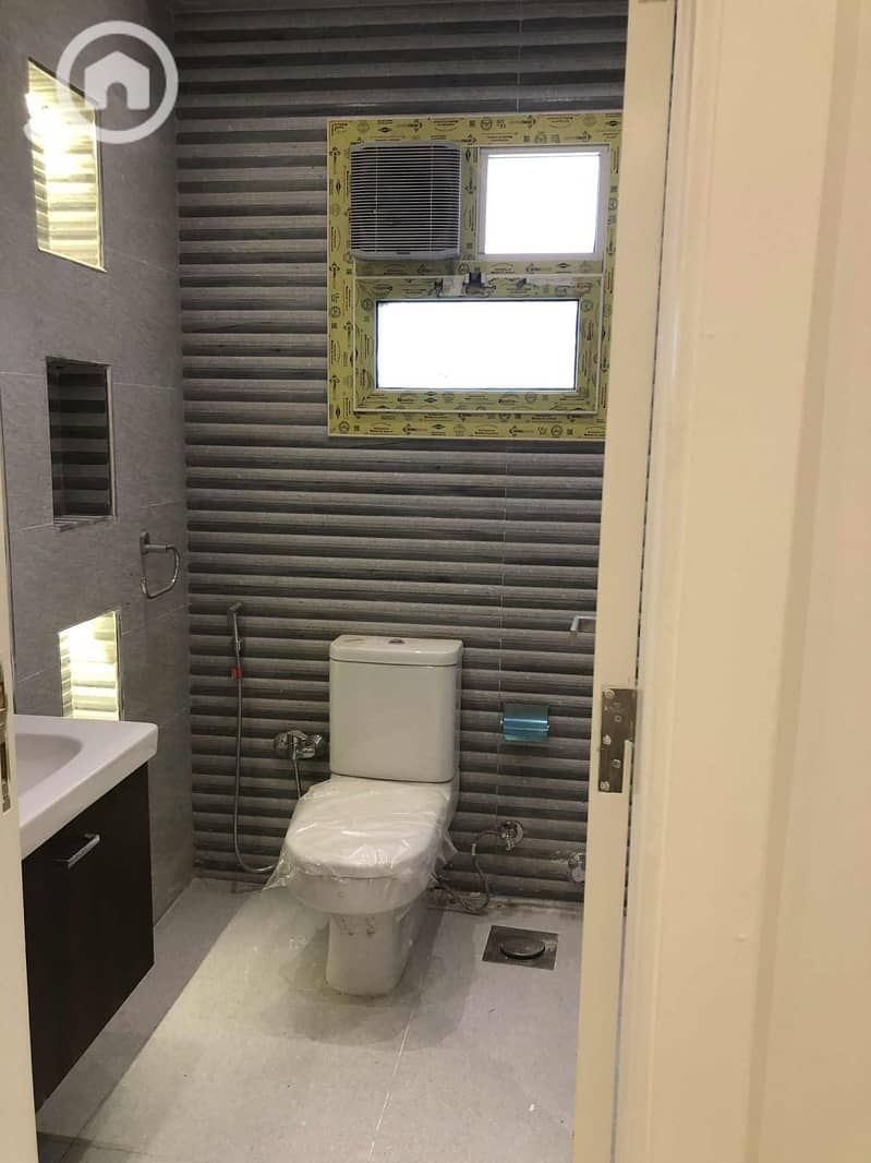 10 WhatsApp Image 2025-12-09 at 3.59. 41 PM (5). jpeg