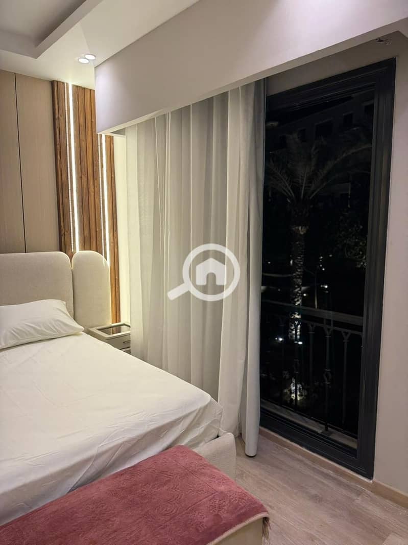 5 4b91f8e6-b9e8-4dc9-aa09-08df92f8ac8b. jpg