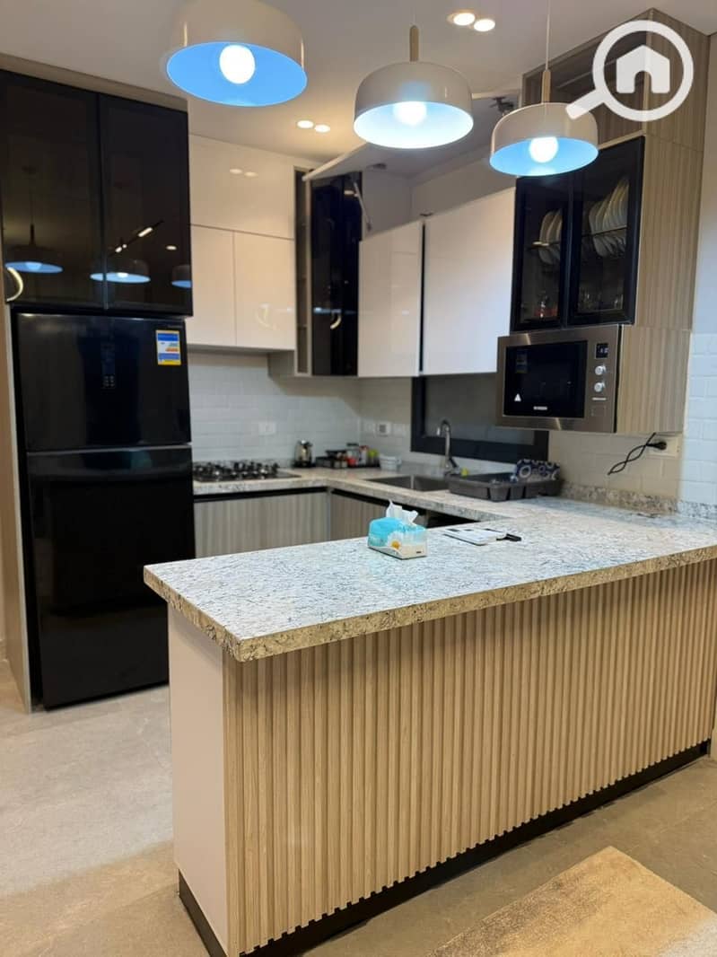 6 f32391ed-adbc-4ed3-8692-67c145780ebd. jpg