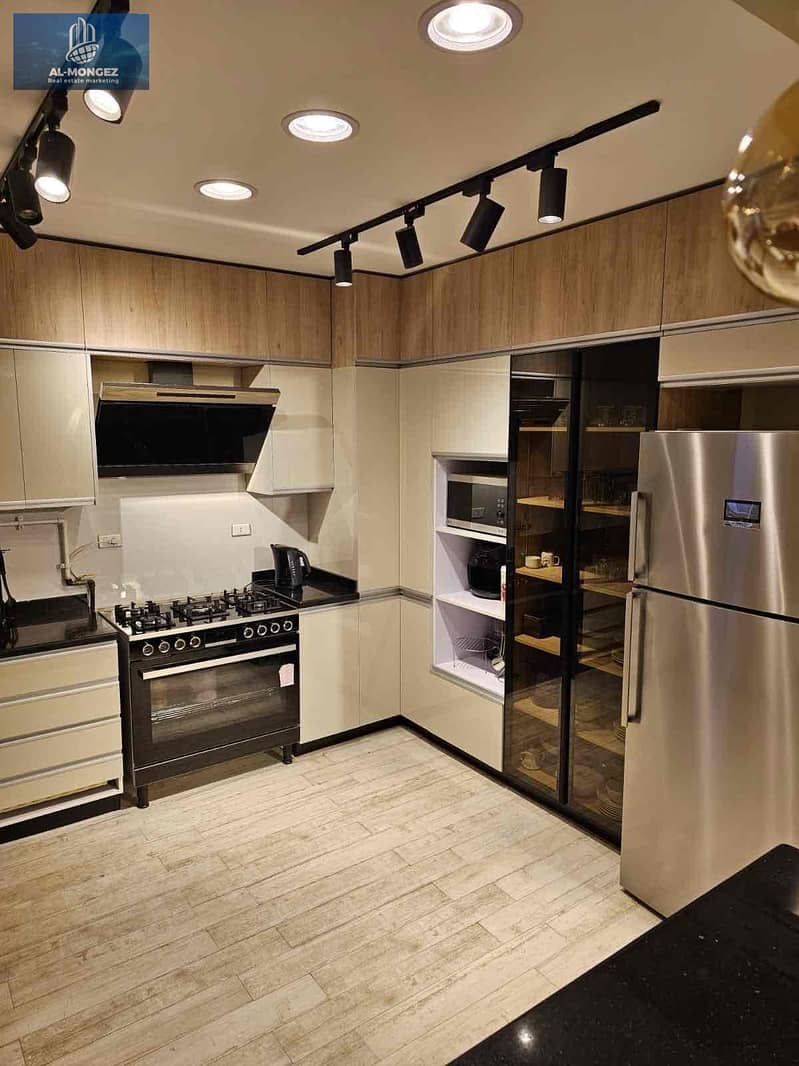 14 bae49e28-a4b9-44b6-a23b-ab3dcb8d8c32. jpg