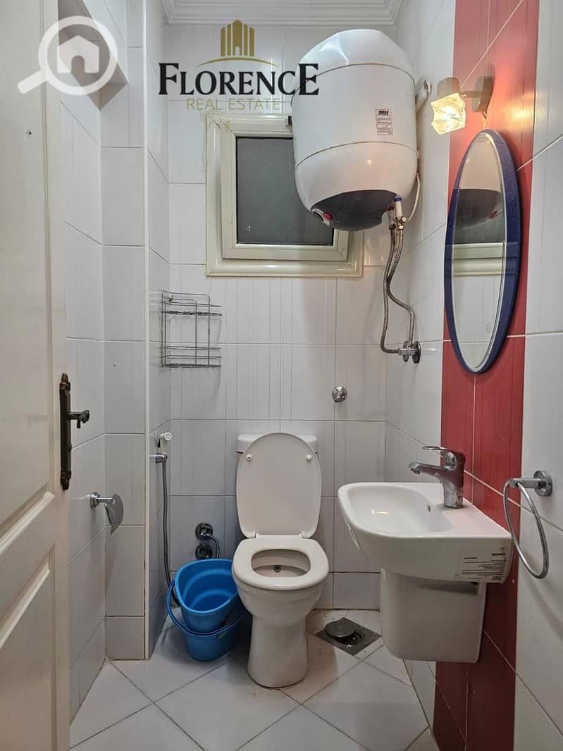 10 6fef72b7-7919-4f39-8d55-fe5b9be7c5a7. jpg