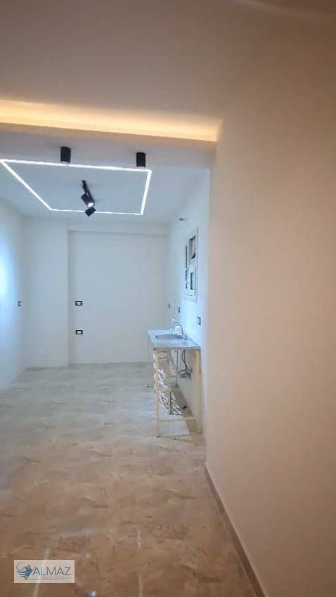 19 WhatsApp Image 2025-12-31 at 4.31. 33 PM (1). jpeg