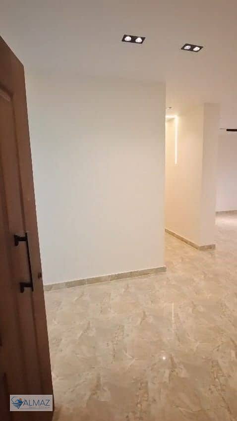 32 WhatsApp Image 2025-12-31 at 4.31. 35 PM (4). jpeg