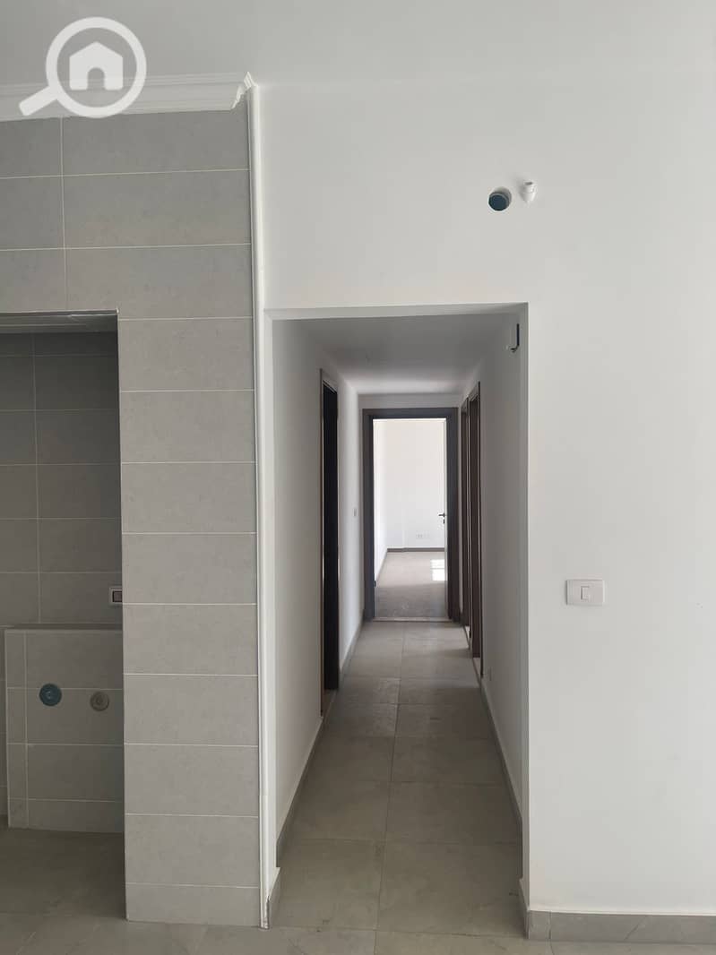 3 199cbeaf-388d-4212-854b-7658513c2960. jpg