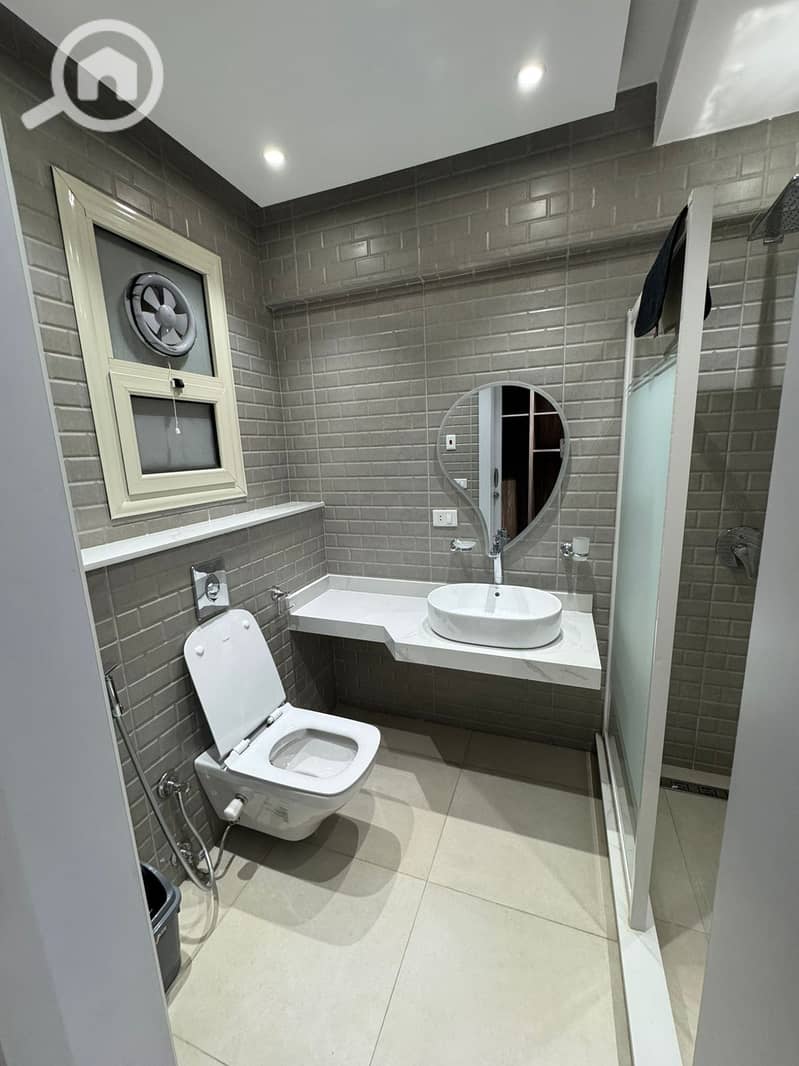 9 WhatsApp Image 2025-12-31 at 14.29. 43 (1). jpeg