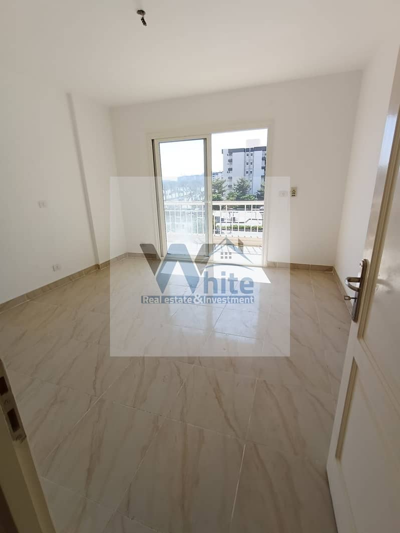 3 521be4f9-7924-4b49-abfc-bdbb60030704. jpeg