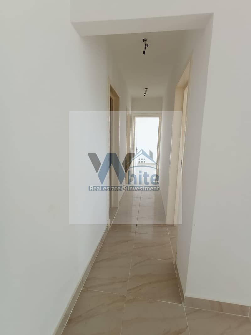 4 67f7f266-f5e5-4db4-8989-0f3f125d21f2. jpeg