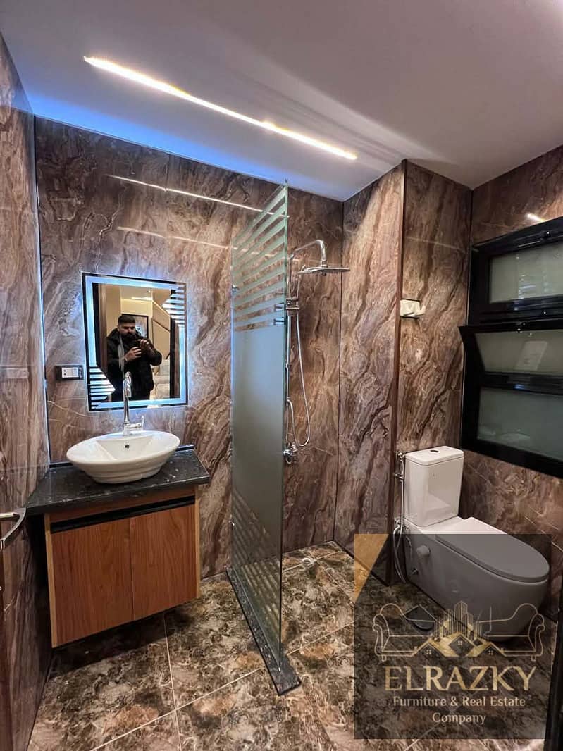 3 64b21e27-ec38-4b46-98e9-58d8bfd7b17d. jpg