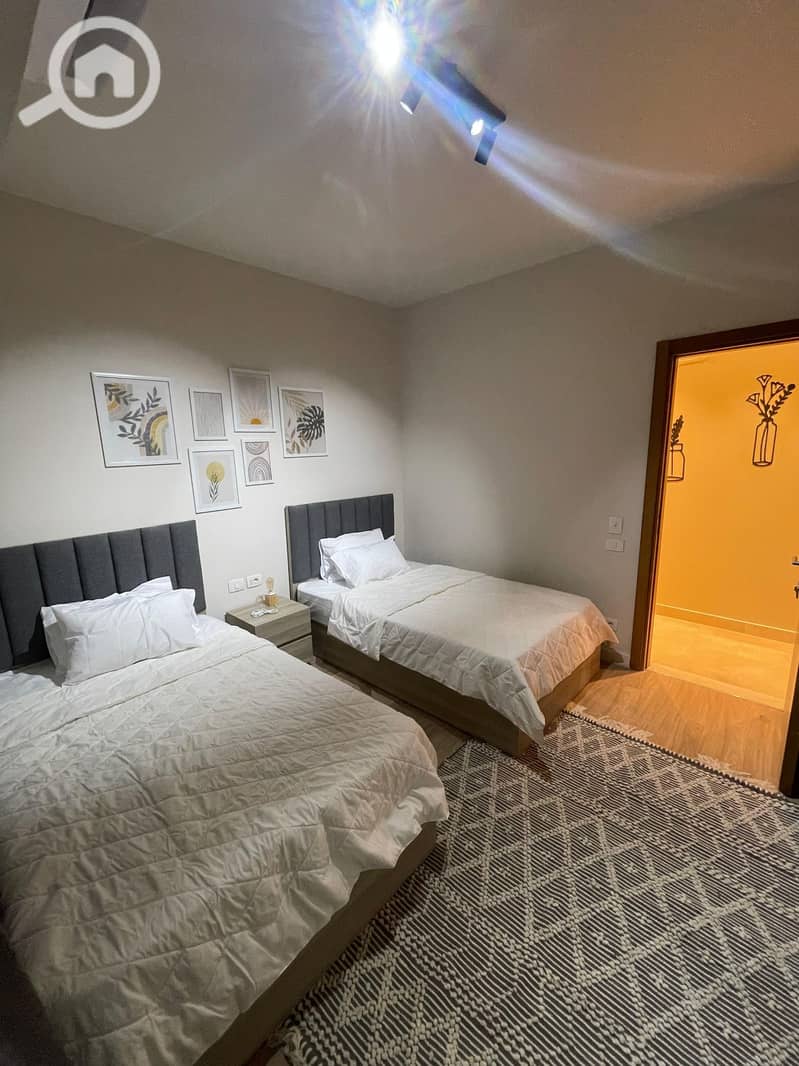 10 WhatsApp Image 2025-10-12 at 14.13. 49_f9b32d09. jpg