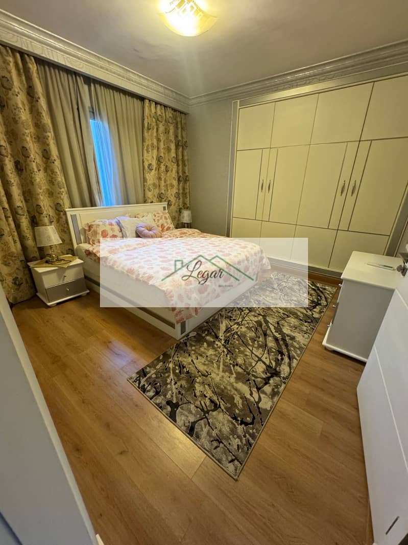 4 5c55b33e-7a78-4c81-adad-bca96c3cde53. jpg