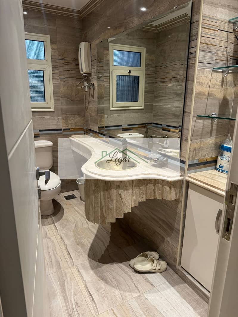 10 3bb4345f-464e-430c-9f2d-1e58db817aa9. jpg