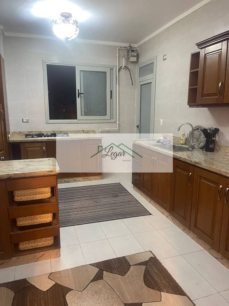 8 cc6dce0e-9d3e-43d9-916e-a11ac3cfc8ca. jpeg