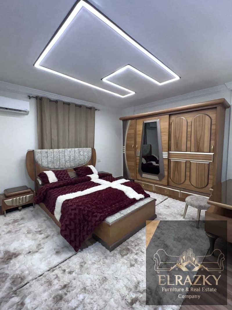 8 7682d468-e9a6-4596-a213-ad91b53a51b2. jpg