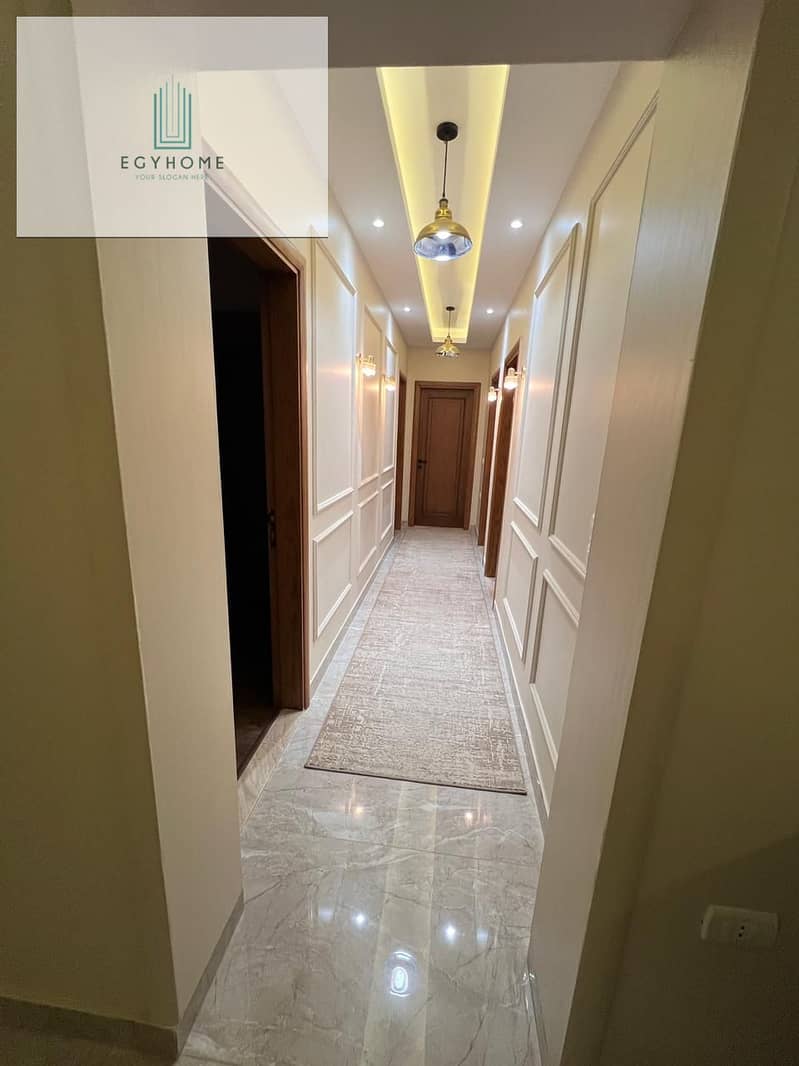 12 b7724c42-7ea7-4c28-a00d-983259a22015. jpg