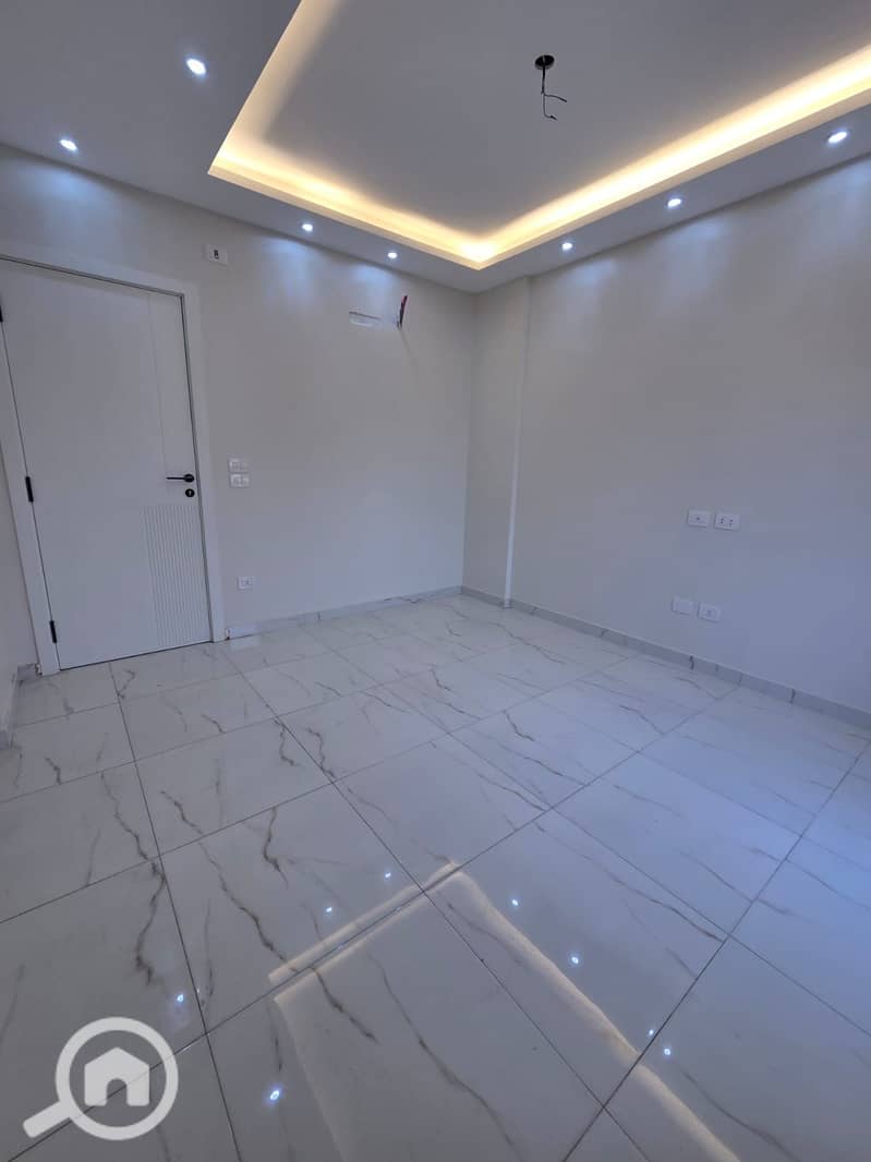 9 WhatsApp Image 2025-12-30 at 18.06. 53 (2). jpeg