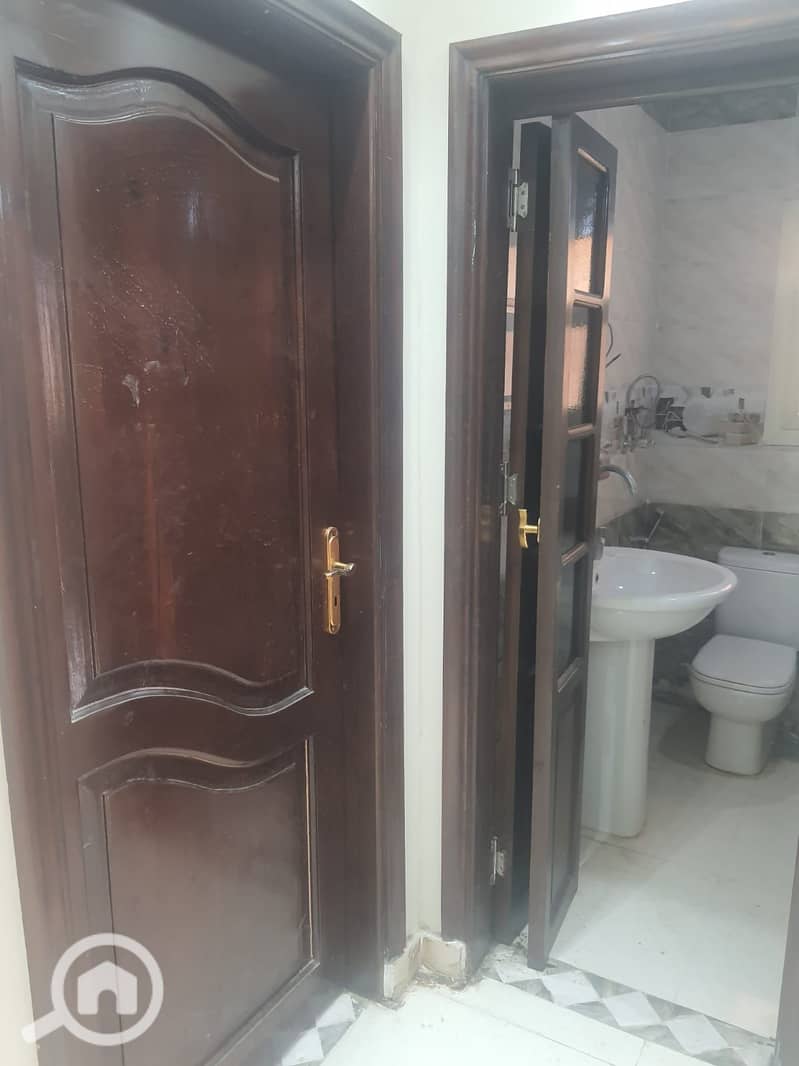 8 WhatsApp Image 2025-12-17 at 11.43. 31 2. jpeg