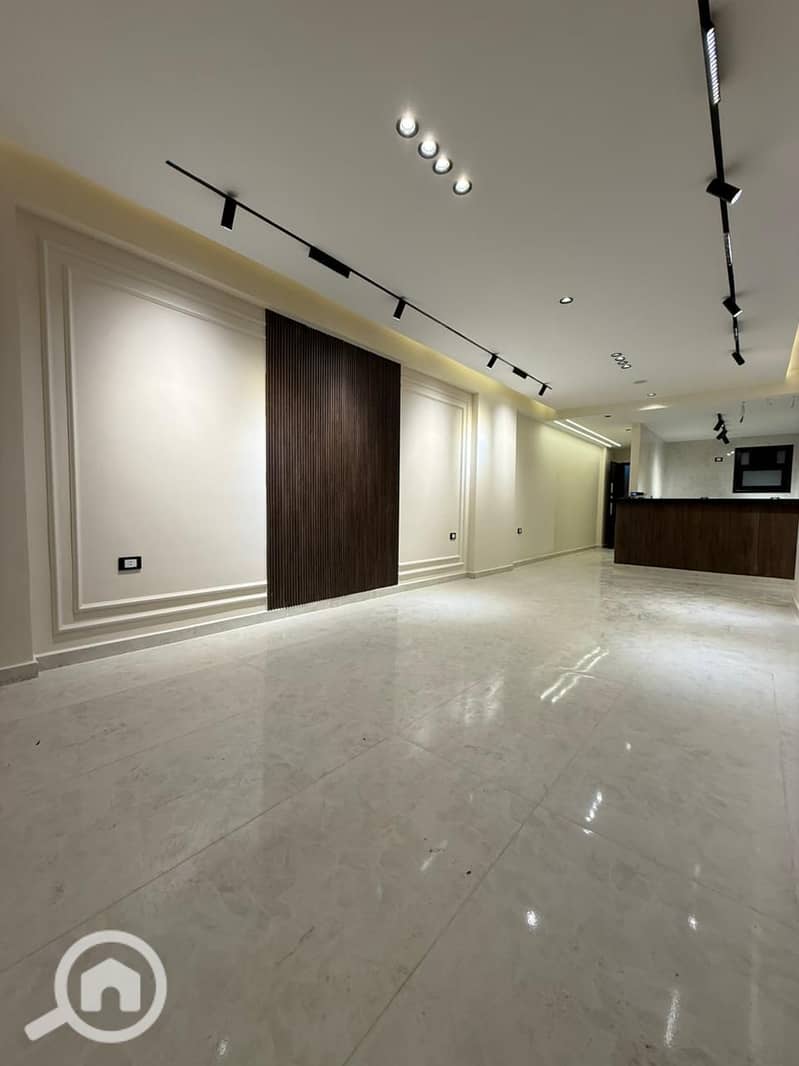 9 28e09748-c6b9-4ae5-a272-f549709035a8. jpg