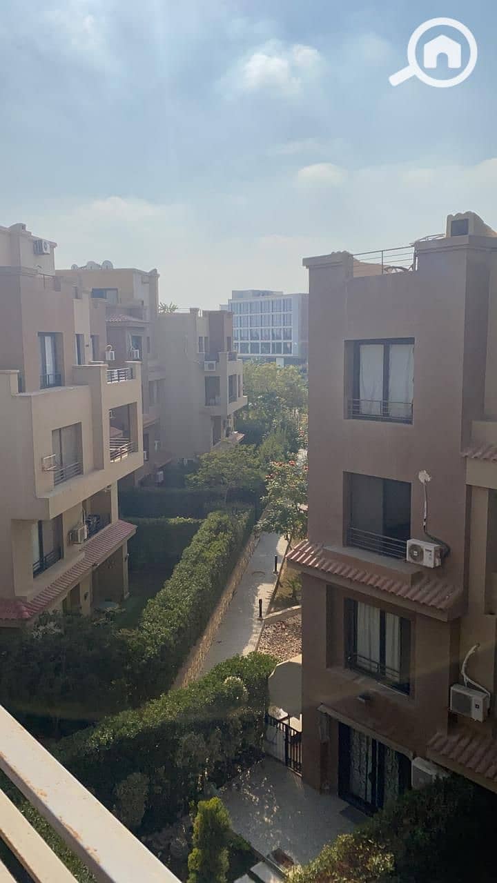 12 c0fb475e-b777-43d5-862a-c55a298f94a3. jpg