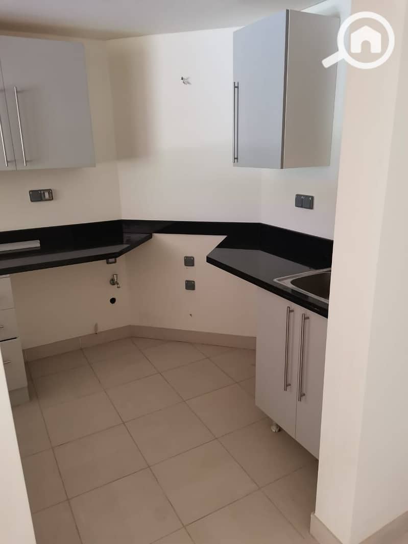 8 b17442a4-1743-4409-b9a0-1af3a9bdbb01. jpg