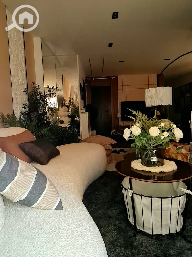 4 WhatsApp Image 2025-12-11 at 13.37. 49 (5). jpeg