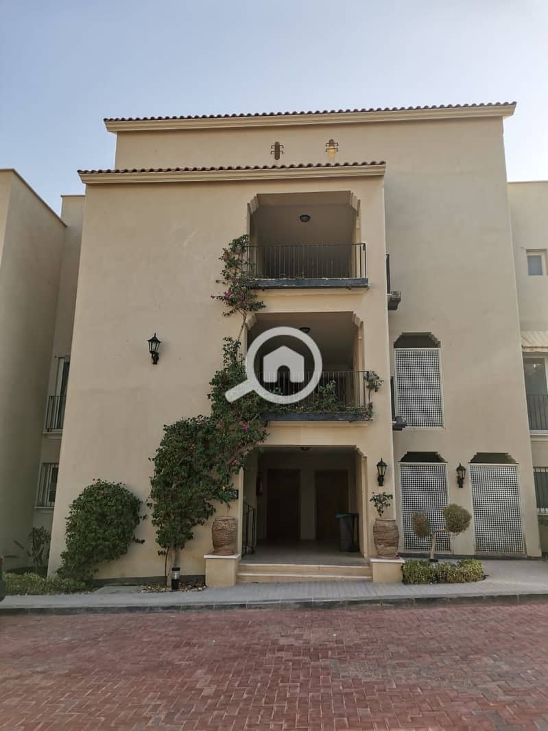 12 WhatsApp Image 2025-12-28 at 23.00. 57 (1). jpeg