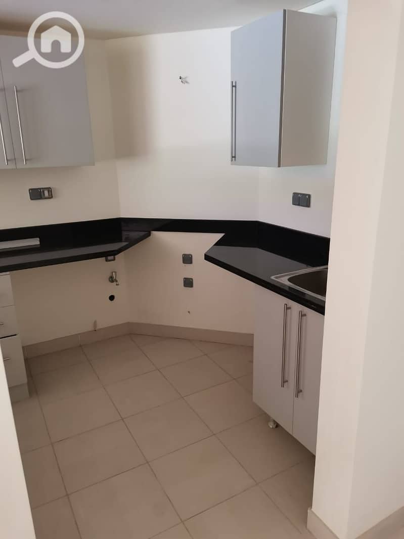 7 WhatsApp Image 2025-12-28 at 23.00. 58. jpeg